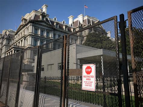 white house metal fence|fencing around the white house.